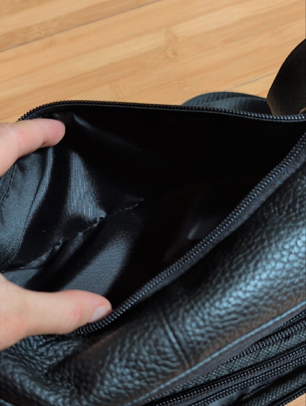 Black Leather Waist Bag Fanny Pack Belt Bag - Picture 4 of 8